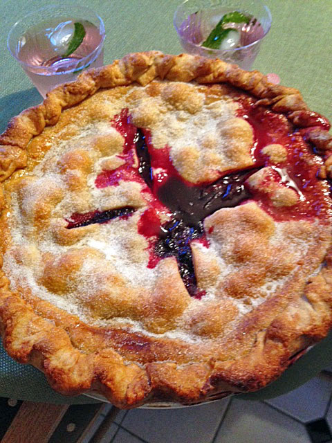 Hallie’s Mixed Berry pie